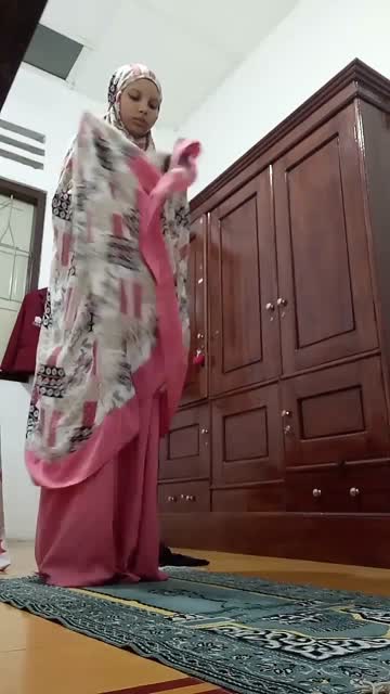 Kakak mukenah colmek .mp4