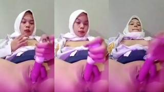 Bokep Adek Esempeh colmek pake dildo
