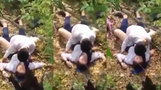 Bokep Esempeh adek paksa pacar ngewe di kebun