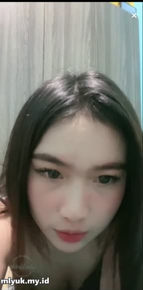 Evlyn 2114126272 00 mp4