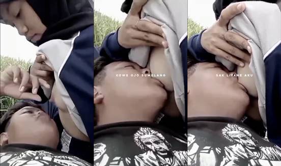 Bokep mesum indo jilbab esempeh nyusuin pacar
