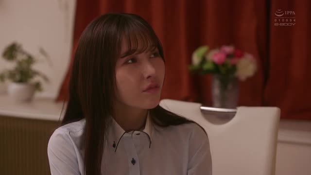 EBWH-133 – Istri Muda Selingkuh – Rui Miyamoto